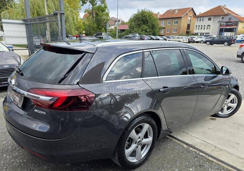 Opel Insignia 2.0 CDTI N.A.V.I Opel Insignia 2.0 CDTI N.A.V.I