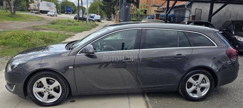 Opel Insignia 2.0 CDTI N.A.V.I Opel Insignia 2.0 CDTI N.A.V.I