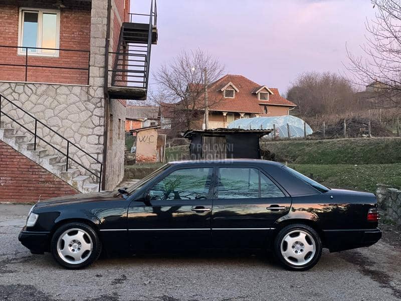 Mercedes Benz E 124 NOVAAAA