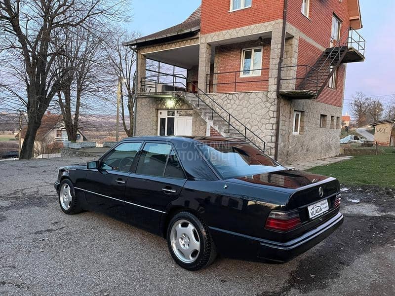 Mercedes Benz E 124 NOVAAAA
