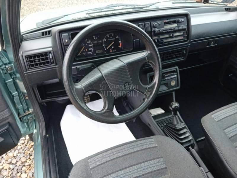 Volkswagen Golf 2 1.6 BUKVALNO NOV