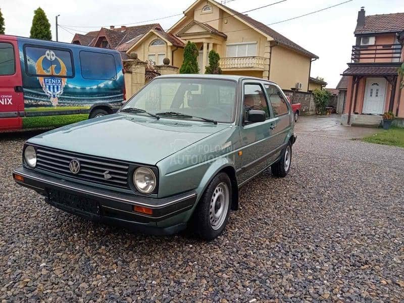 Volkswagen Golf 2 1.6 BUKVALNO NOV