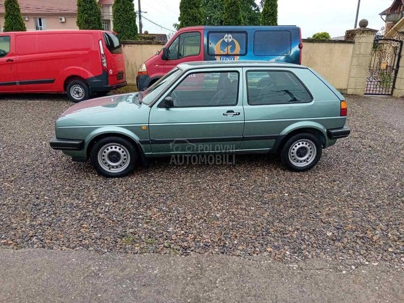 Volkswagen Golf 2 1.6 BUKVALNO NOV