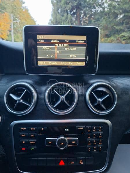 Mercedes Benz A 180 1.5   P R E S T I Ž Mercedes Benz A 180 1.5   P R E S T I Ž