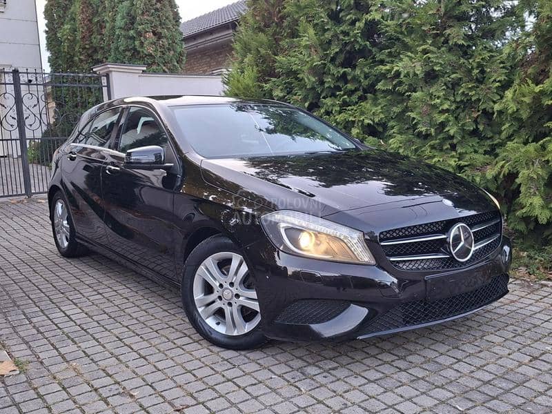Mercedes Benz A 180 1.5   P R E S T I Ž Mercedes Benz A 180 1.5   P R E S T I Ž