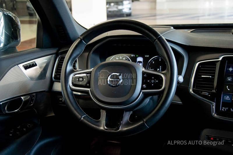 Volvo XC90 2.0 B5 AWD R-DESIGN