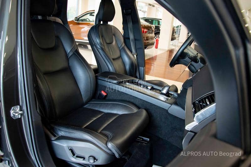 Volvo XC90 2.0 B5 AWD R-DESIGN