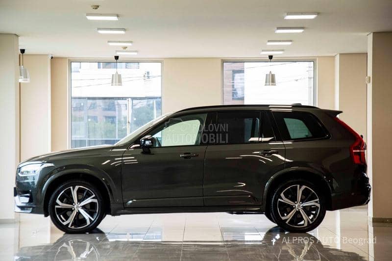 Volvo XC90 2.0 B5 AWD R-DESIGN