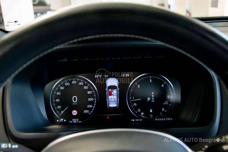 Volvo XC90 2.0 B5 AWD R-DESIGN