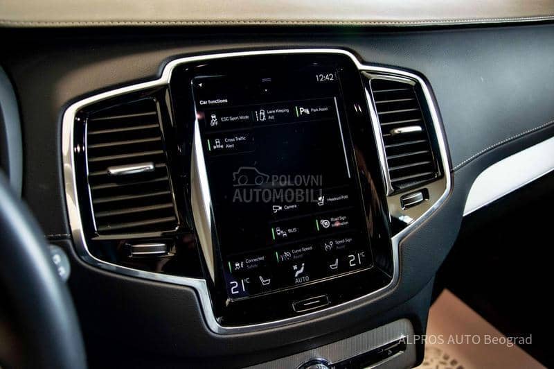 Volvo XC90 2.0 B5 AWD R-DESIGN