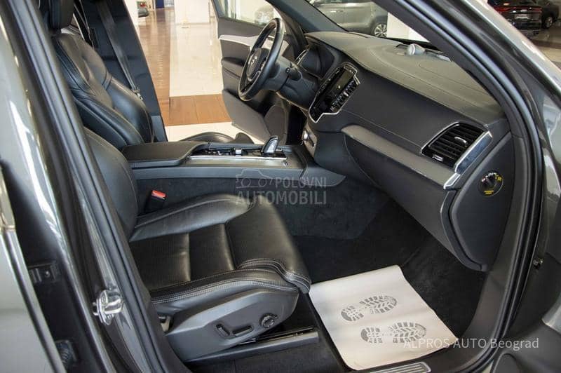 Volvo XC90 2.0 B5 AWD R-DESIGN