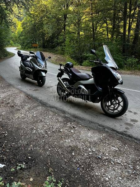 Honda Integra nc700d