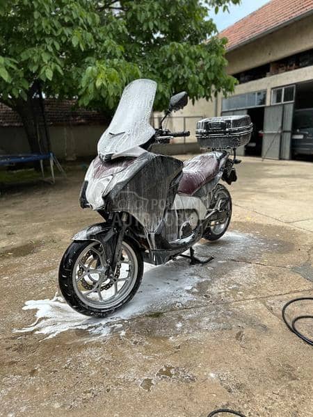 Honda Integra nc700d