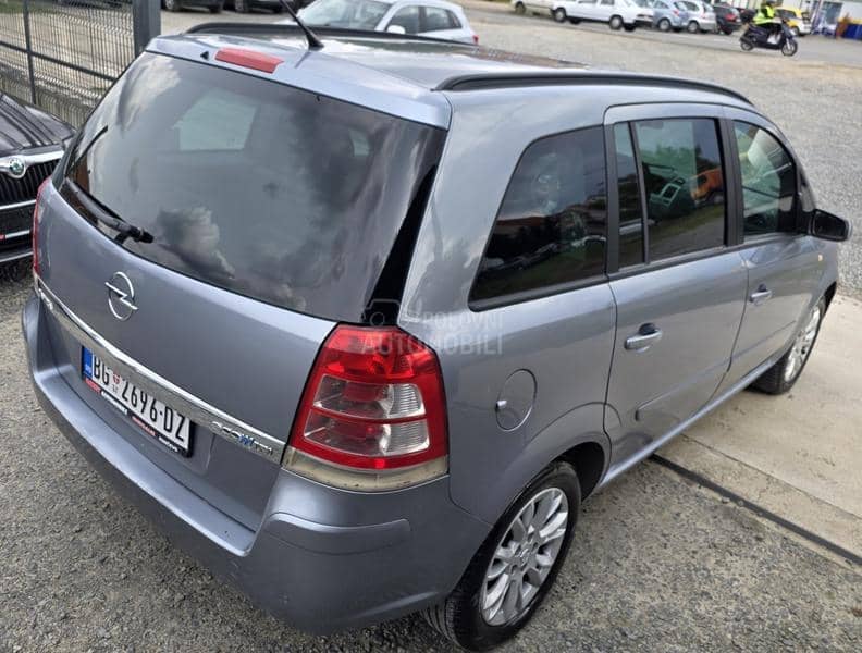Opel Zafira 1.6 METAN
