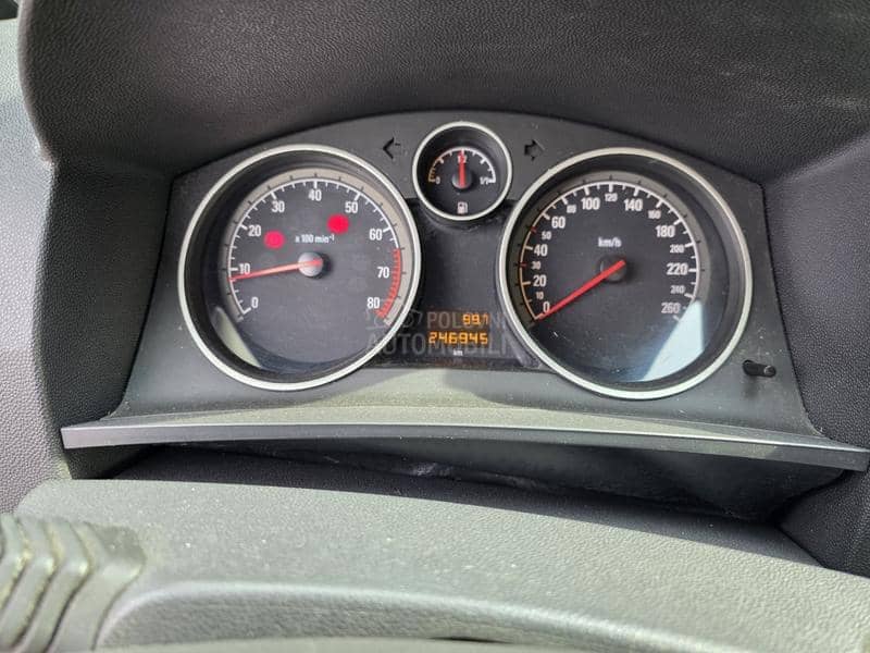 Opel Zafira 1.6 METAN
