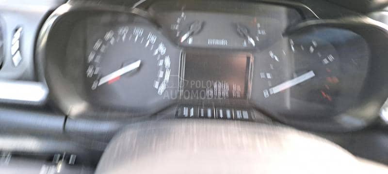 Citroen C3 BUSINESS 1.2I 82 N1