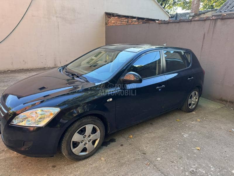 Kia cee`d 1.6 Kia cee`d 1.6