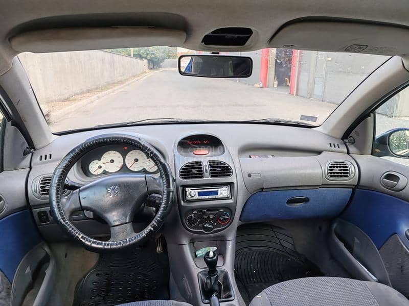 Peugeot 206 