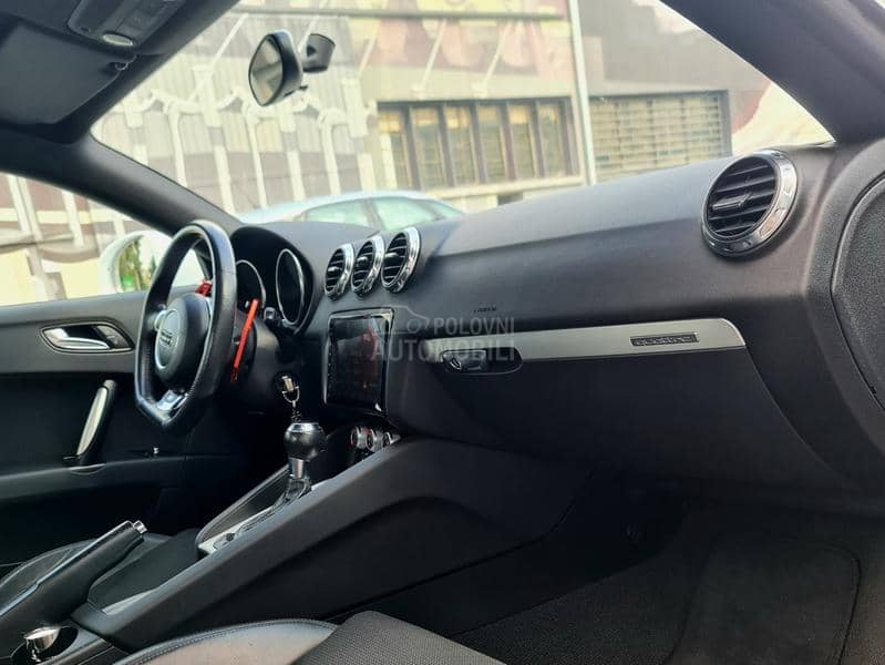 Audi TT 2.0 S LINE QUATTRO