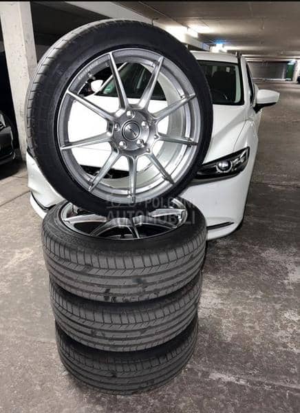 Vredestein 225/45 R19 Letnja