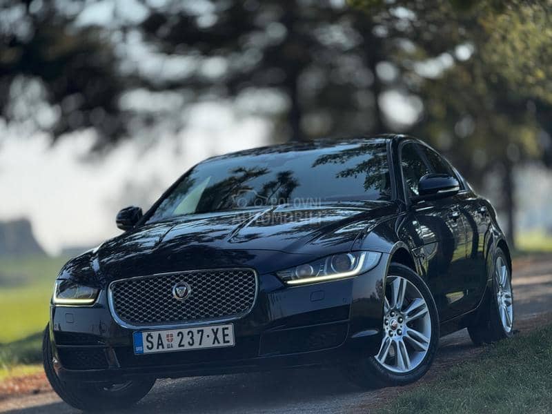 Jaguar XE 