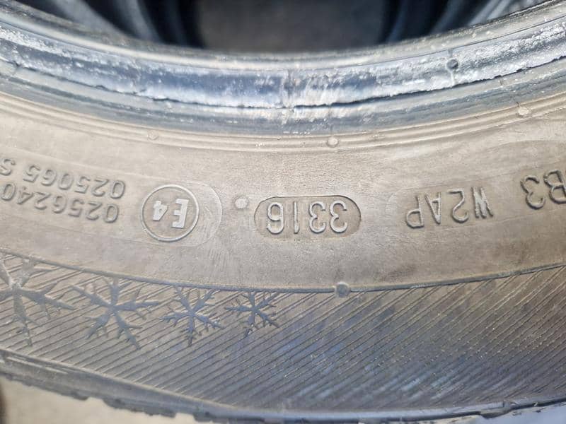 Barum 215/55 R16 Zimska