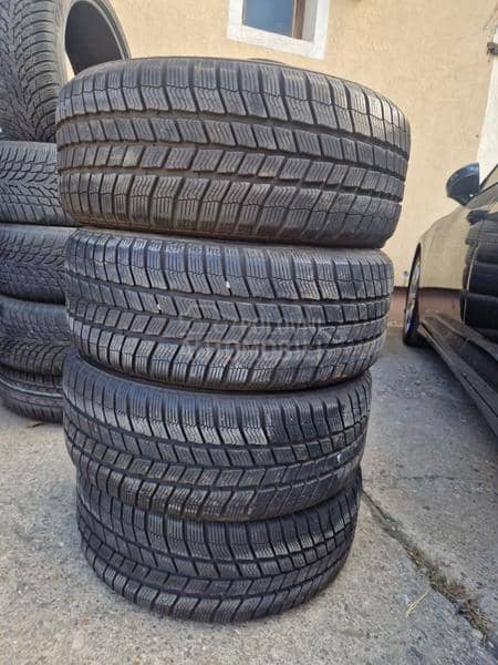 Barum 215/55 R16 Zimska