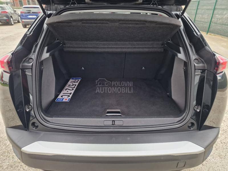 Peugeot 2008 1.2 PURETECH ALLURE