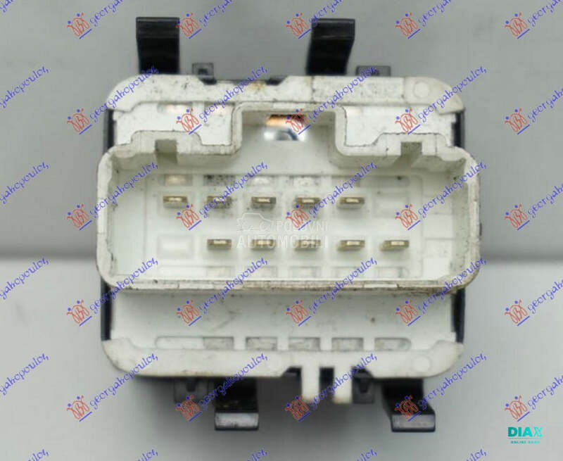 PREKIDAC U PREDNJIM VRATIMA (2