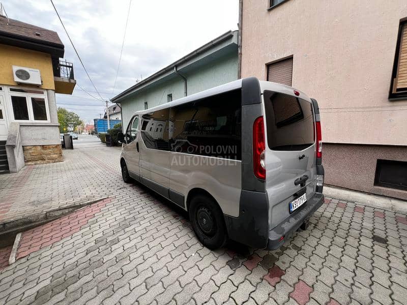 Opel Vivaro 2.5 cdti