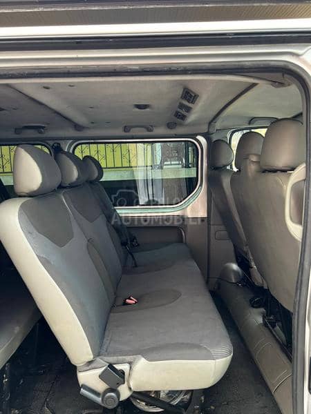 Opel Vivaro 2.5 cdti