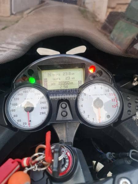 Kawasaki Zzr 1400
