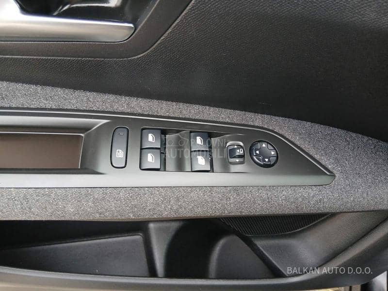 Peugeot 3008 1.5 REZERVISAN