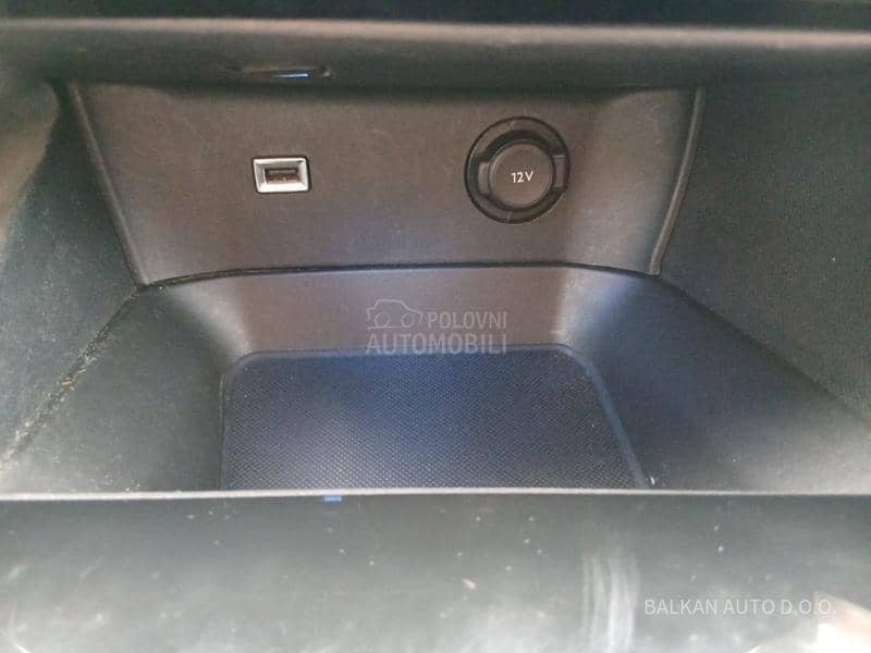 Peugeot 3008 1.5 REZERVISAN