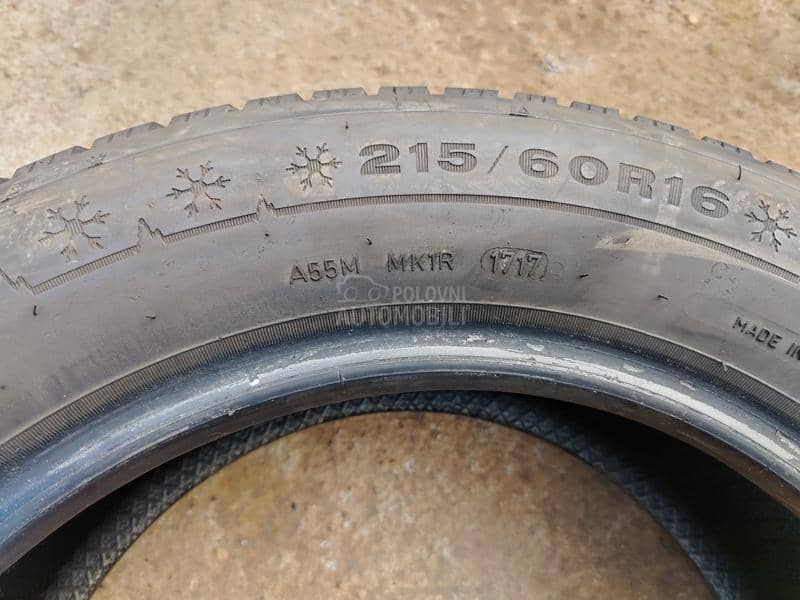 Dunlop 215/60 R16 Zimska