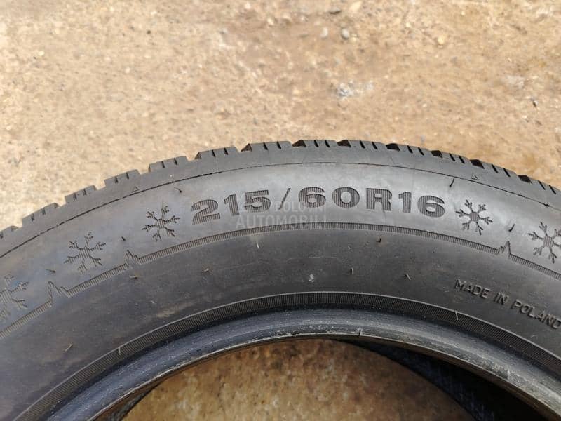 Dunlop 215/60 R16 Zimska