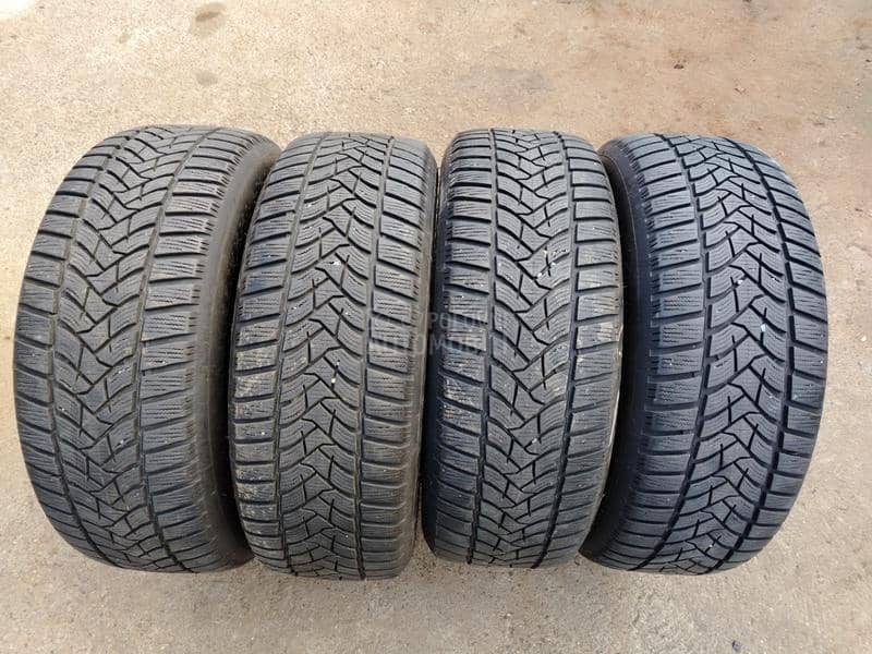 Dunlop 215/60 R16 Zimska