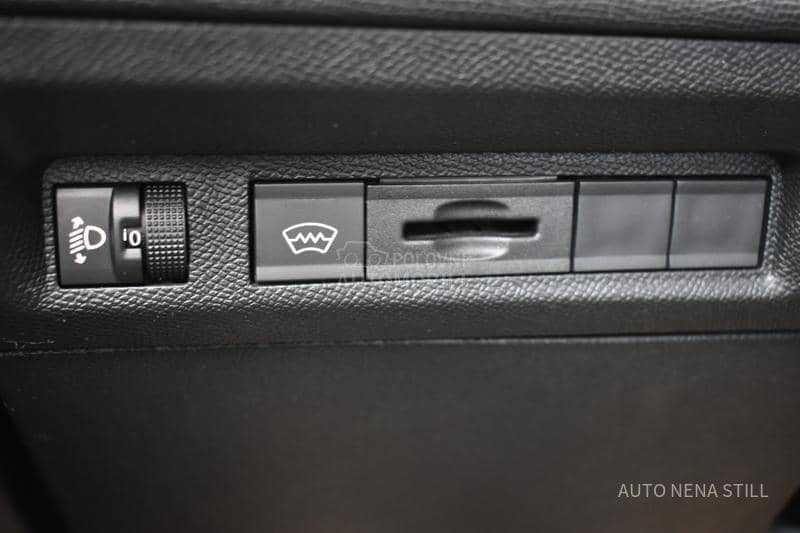 Peugeot 308 Allure Pack 1.2 MT