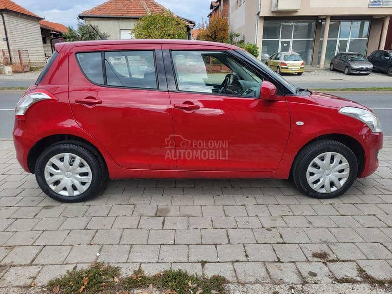 Suzuki Swift 1.2 4x4 NOVO ch Suzuki Swift 1.2 4x4 NOVO ch