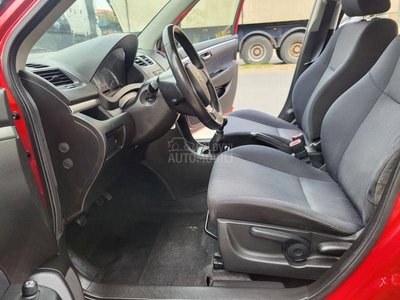 Suzuki Swift 1.2 4x4 NOVO ch Suzuki Swift 1.2 4x4 NOVO ch