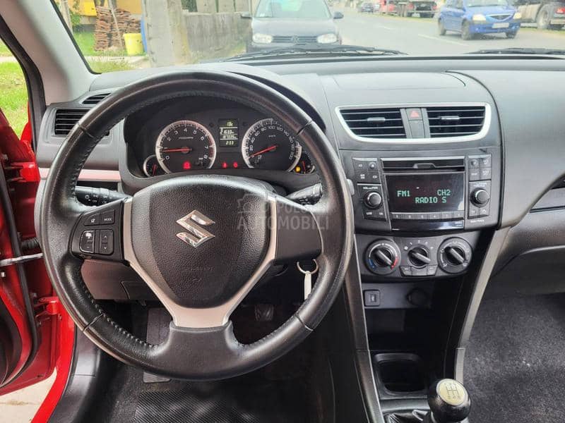 Suzuki Swift 1.2 4x4 NOVO ch Suzuki Swift 1.2 4x4 NOVO ch