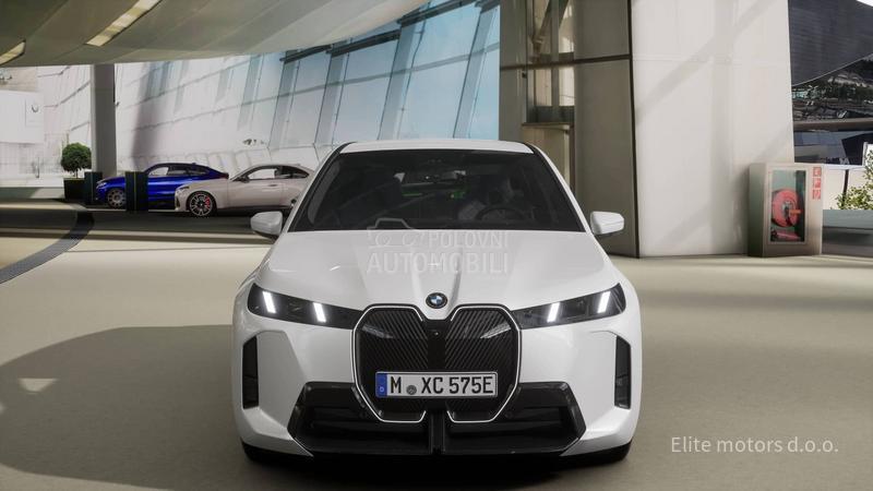 BMW iX xDrive45