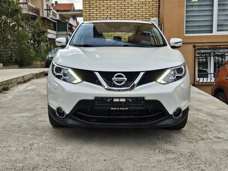 Nissan Qashqai  Nissan Qashqai