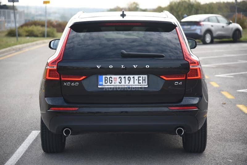 Volvo XC60 2.0 D4 MOMENTUM PRO