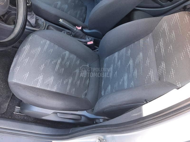 Opel Corsa D 1.2i usluzni oglas