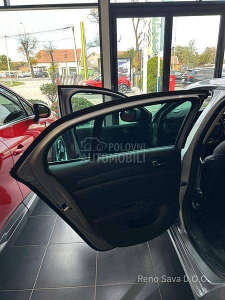 Renault Megane Equilibre TCe 140