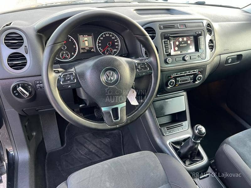 Volkswagen Tiguan 2.0TDI 4x4 HROM Volkswagen Tiguan 2.0TDI 4x4 HROM