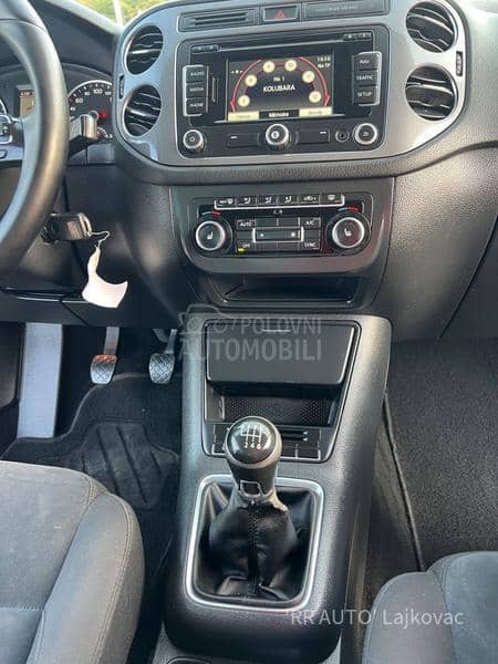 Volkswagen Tiguan 2.0TDI 4x4 HROM Volkswagen Tiguan 2.0TDI 4x4 HROM