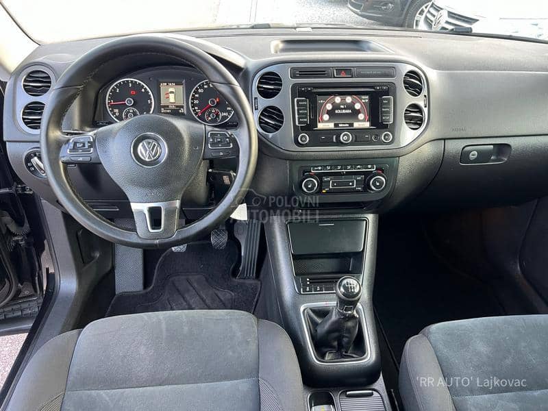 Volkswagen Tiguan 2.0TDI 4x4 HROM Volkswagen Tiguan 2.0TDI 4x4 HROM