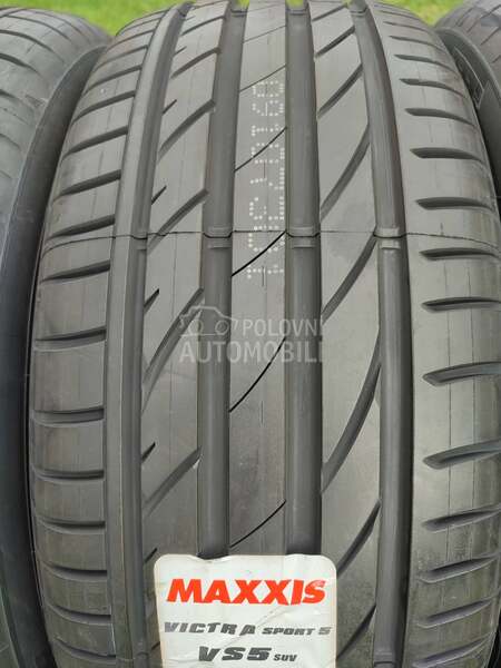 Maxxis 255/55 R19 Letnja